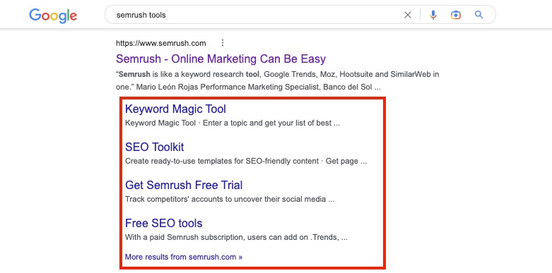 Example of Sitelinks SERP feature displayed on a desktop Google search results page.